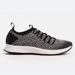 Under Armour Women's Charged Covert Knit